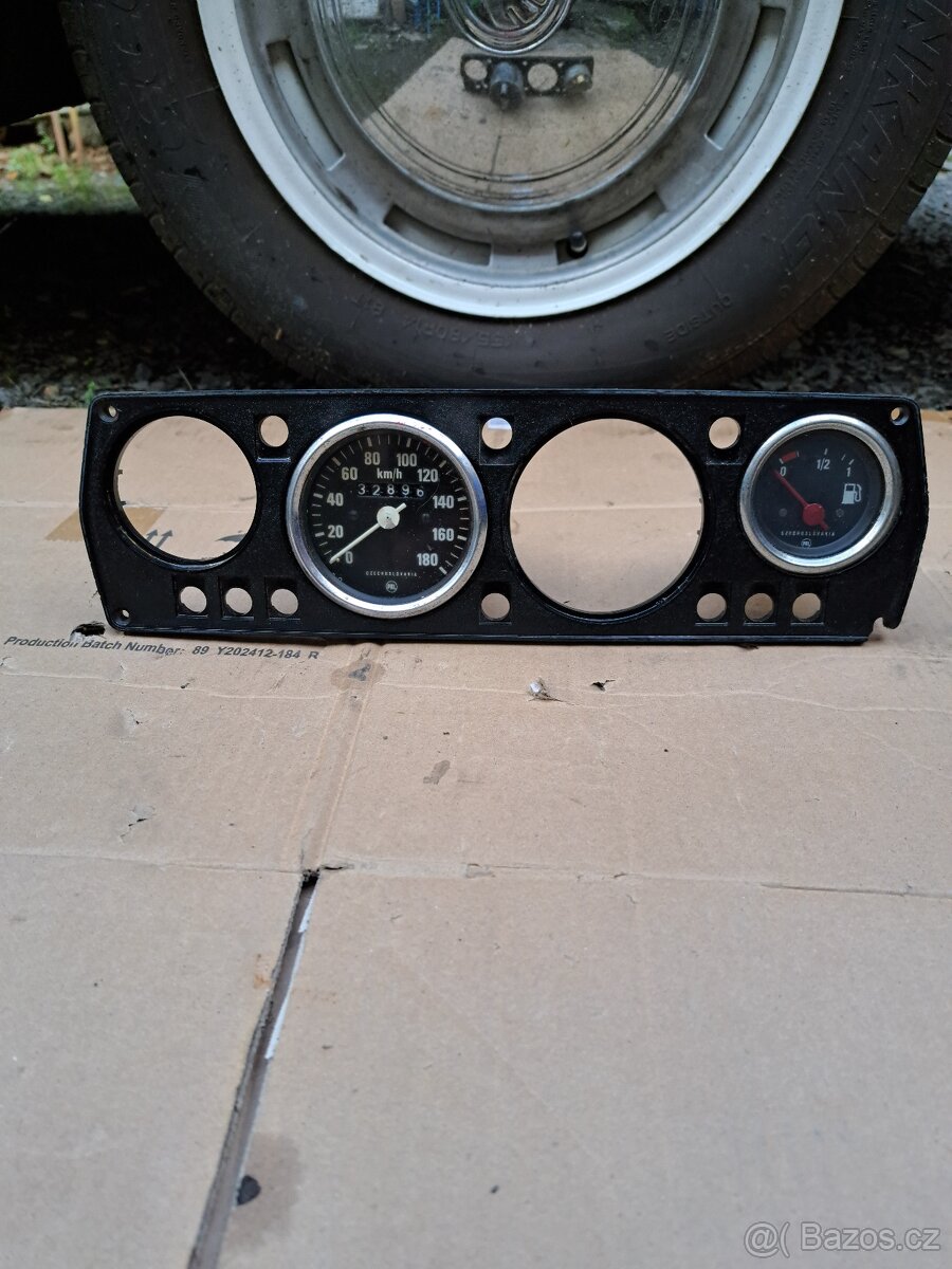 Přístrojová deska škoda 120 LS - 2