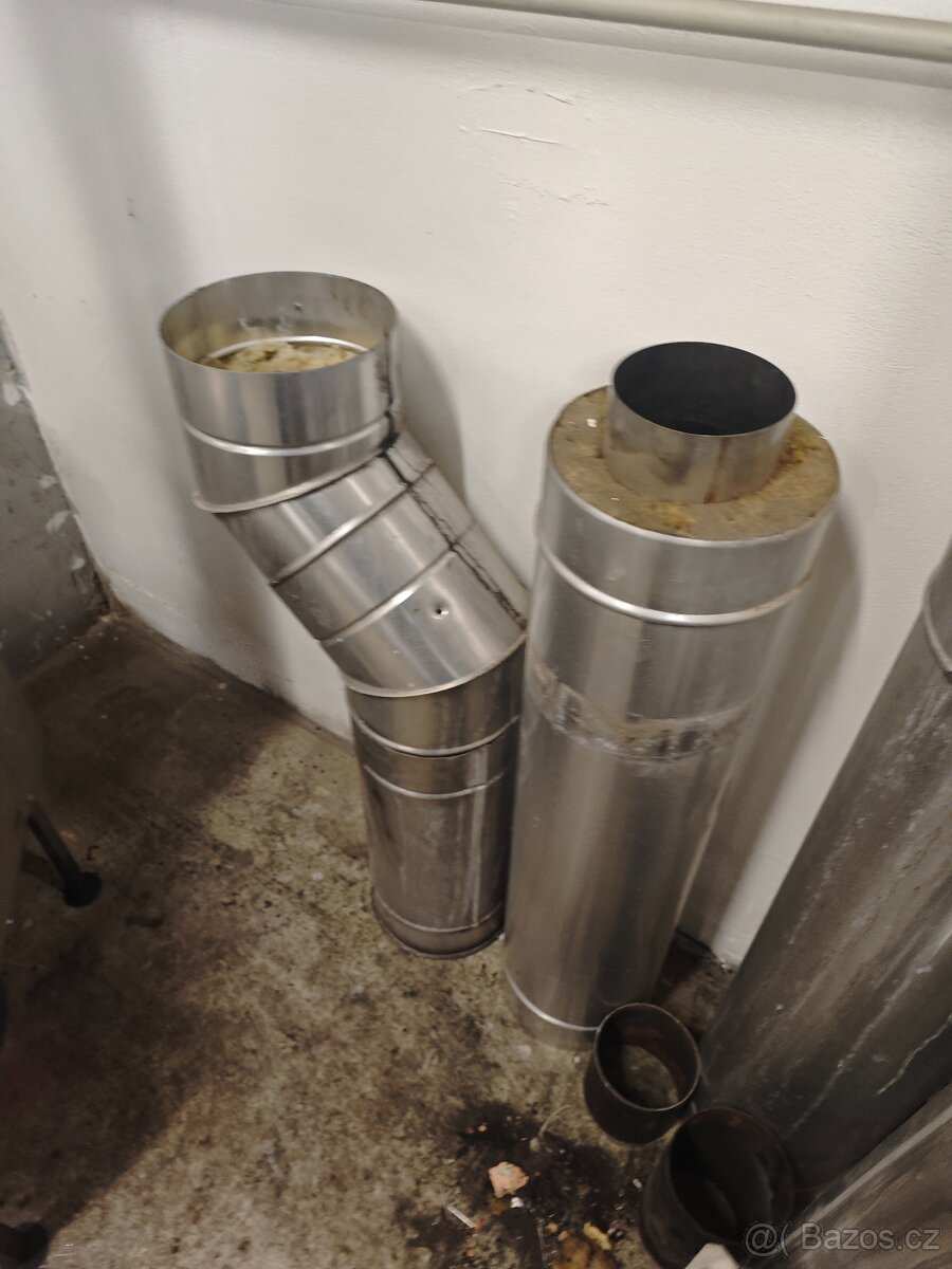 Prodám nerezový komín 130mm - 2