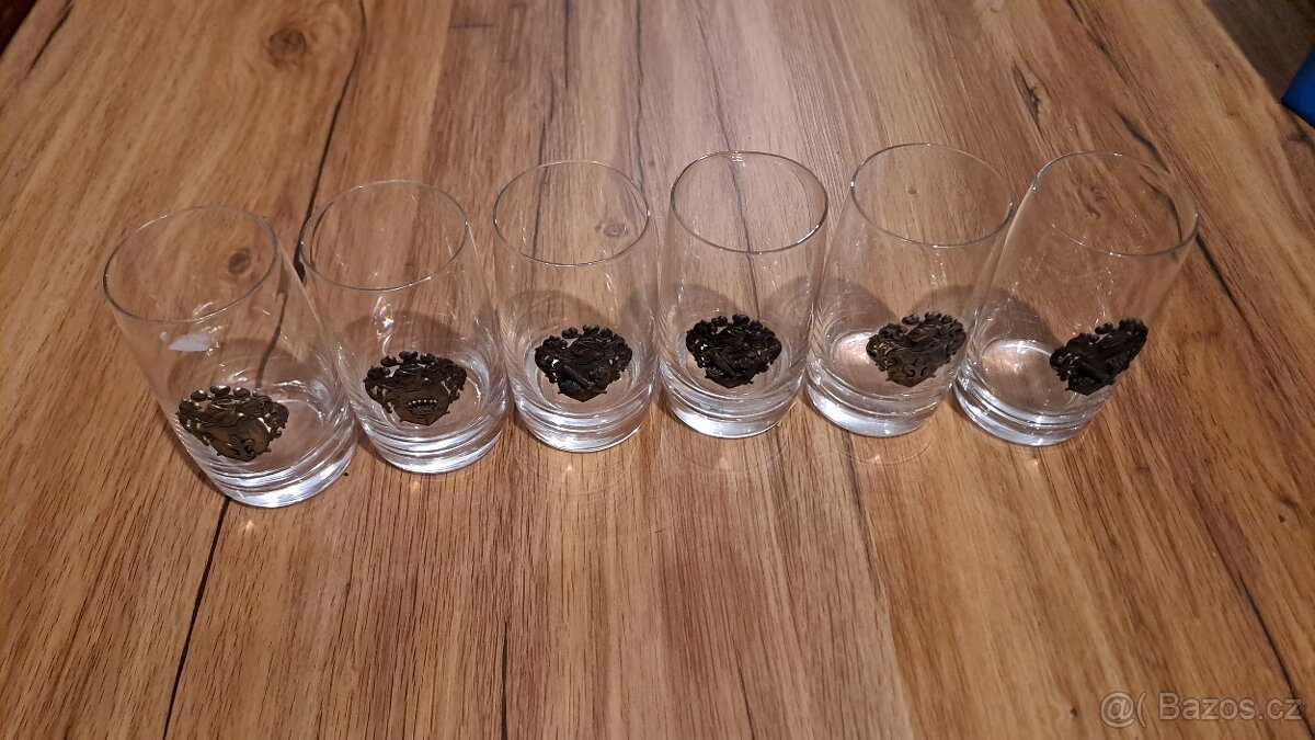 Skleničky s erbem - 2