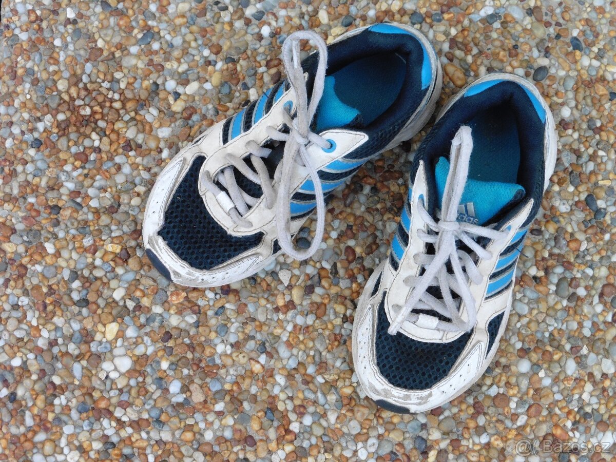 Botasky Adidas vel. 31 - 2