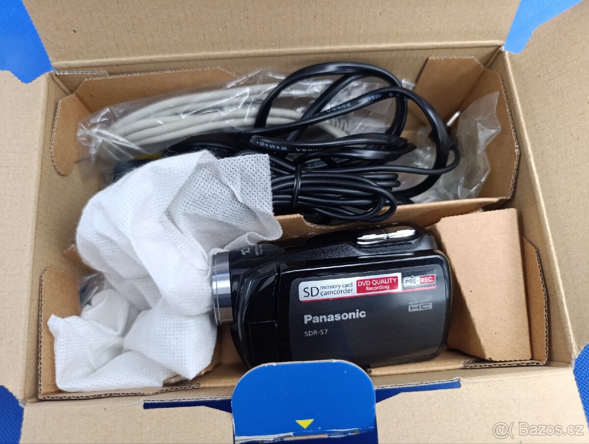 Videokamera Panasonic SDR-S7 - 2