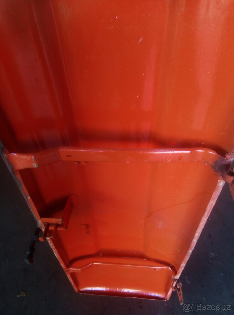 Kapota maska Zetor 4 válec - 2