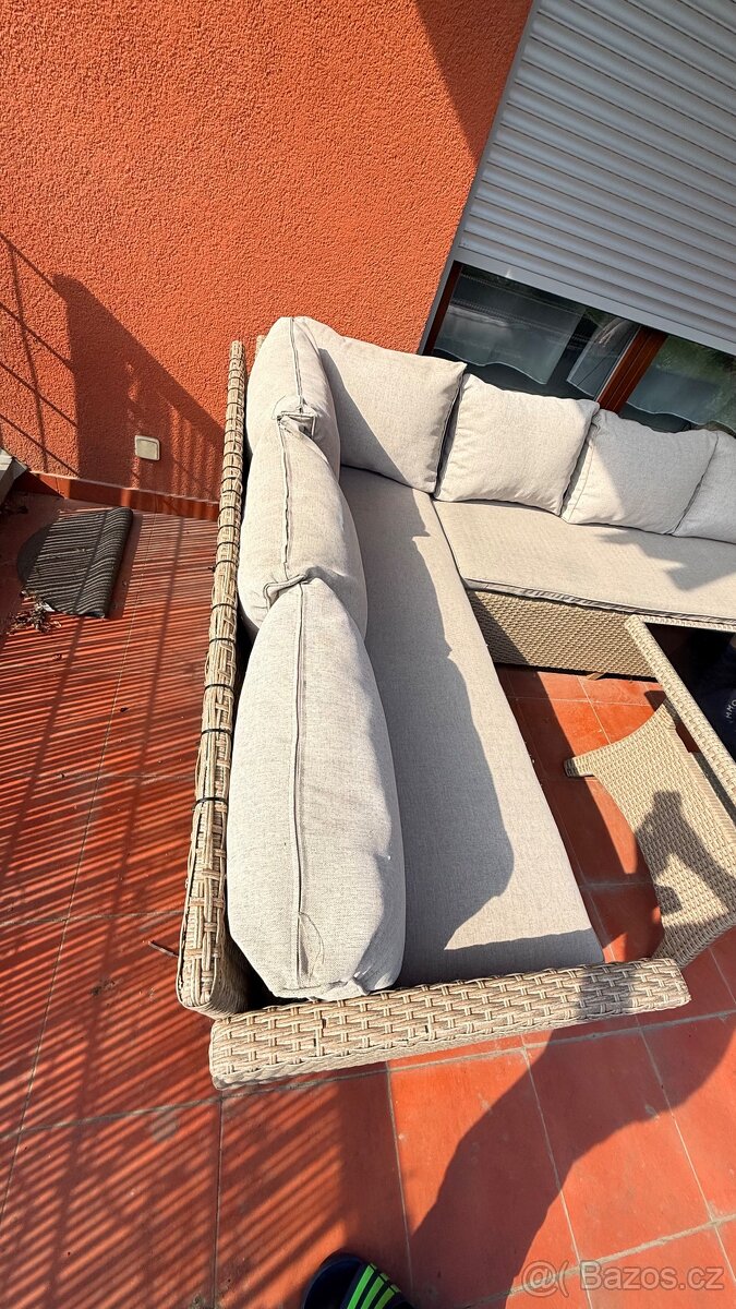 Zahradní nábytek - 2