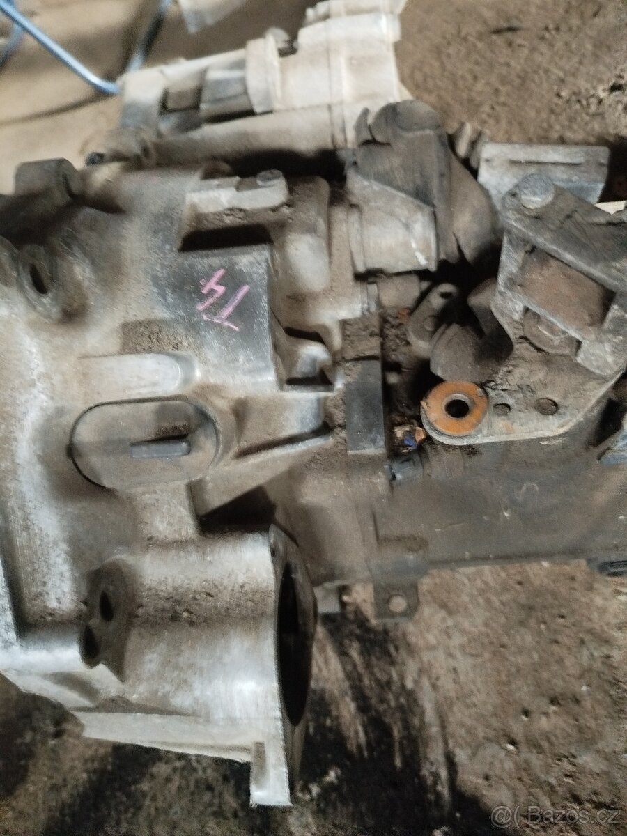 Převodovka VWT4 1.9 TDi 2.4D typ CRN - 2