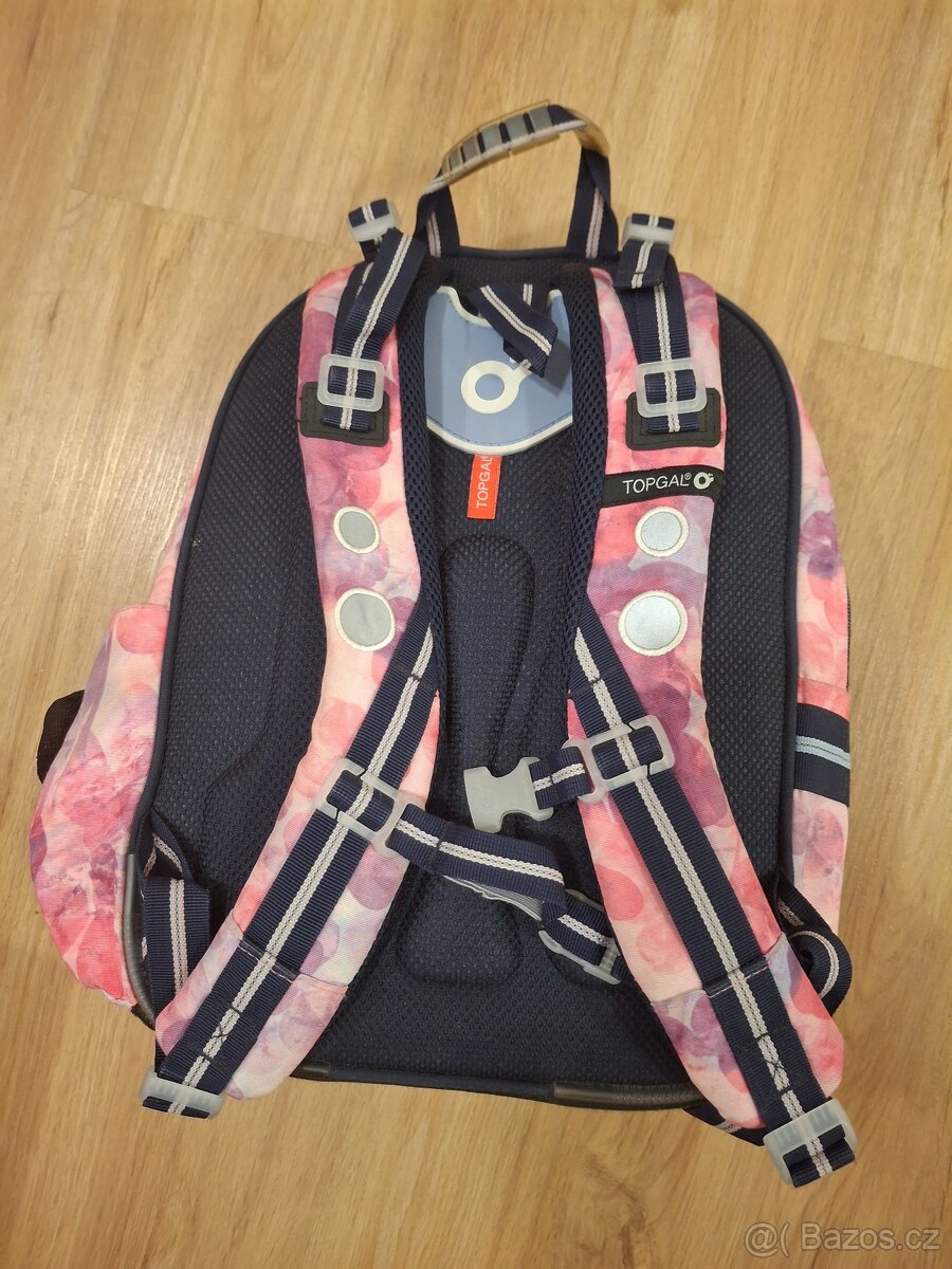 Prodám školní batoh - 2