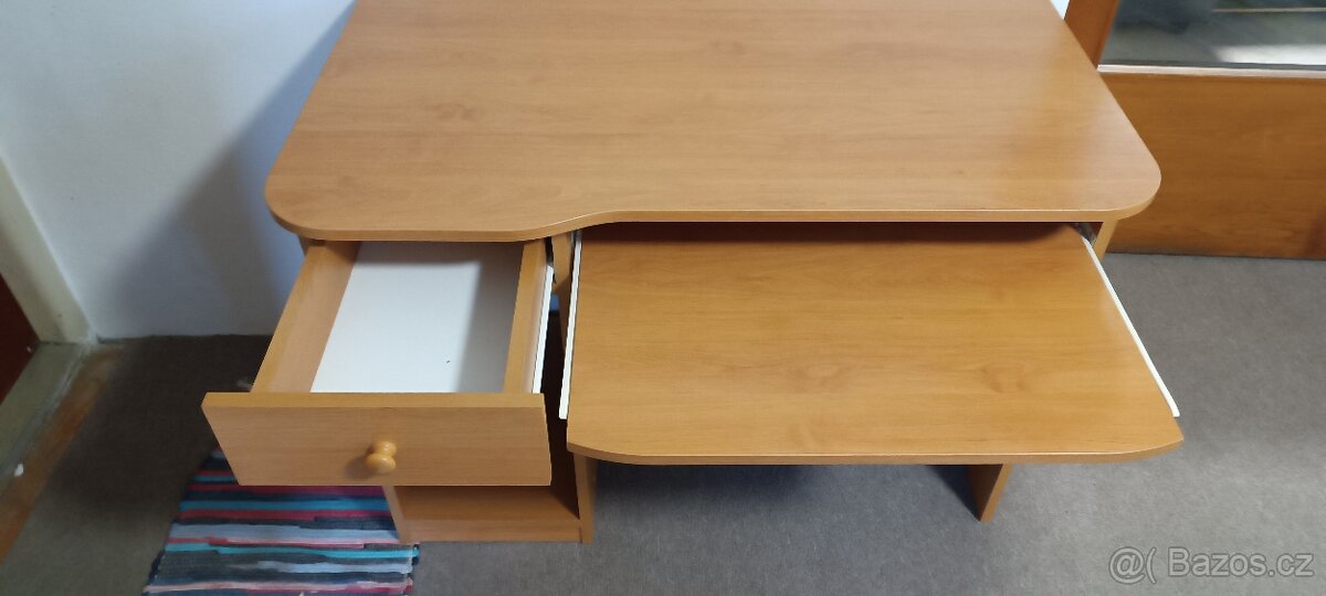 Psací stůl - 2