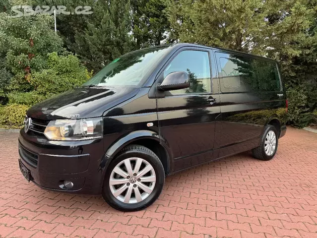 VW Multivan T5 2.0TDI 103kW,Team,7.sedadel,Webasto,Serviska. - 2