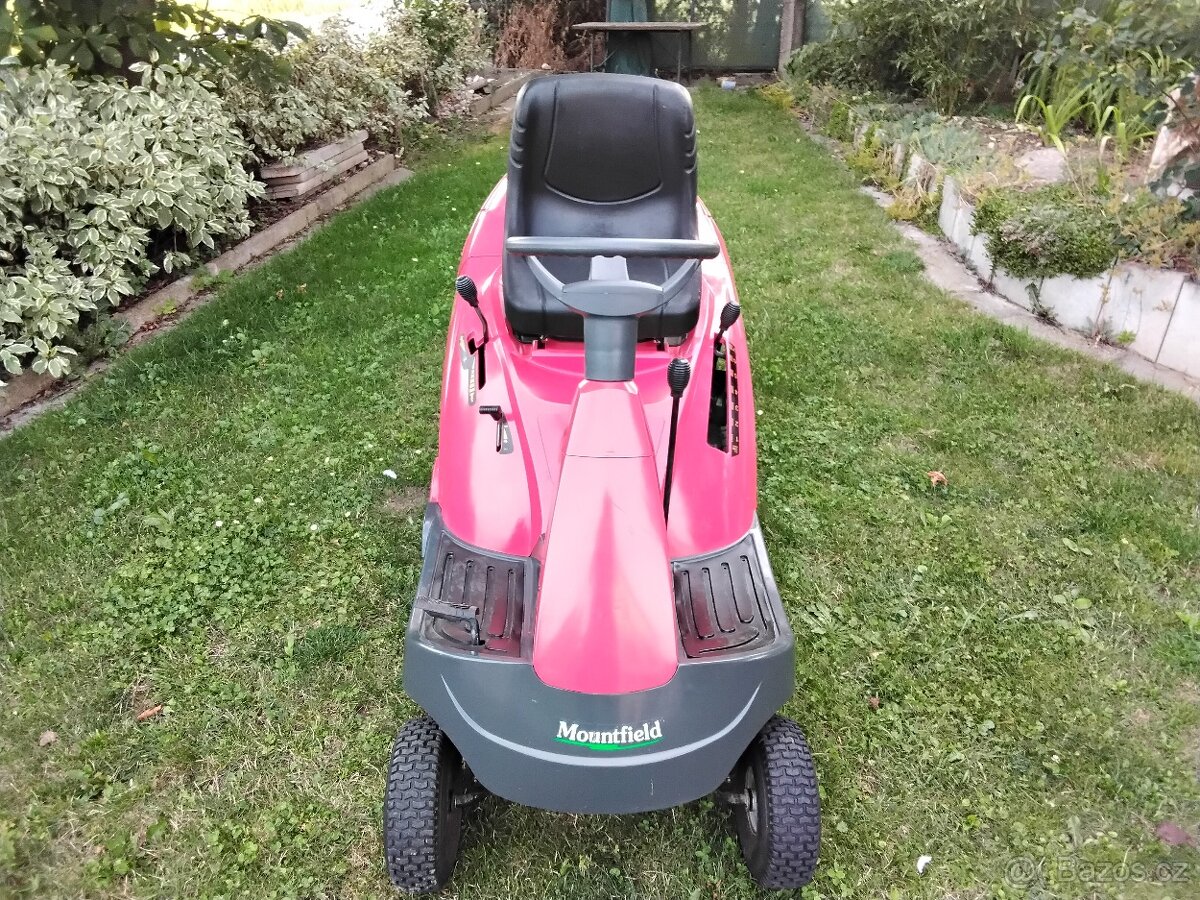 Sekací traktůrek Castelgarden XF140HD - 2