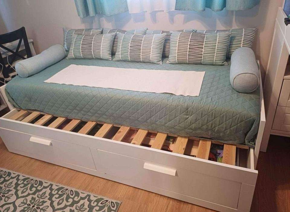 Ikea Brimnes rozkládací postel bílá 2 Malvik matrace prodáno - 2