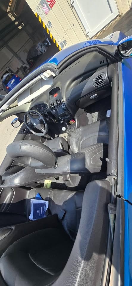 PEUGOT 206CC 2,0 - 2