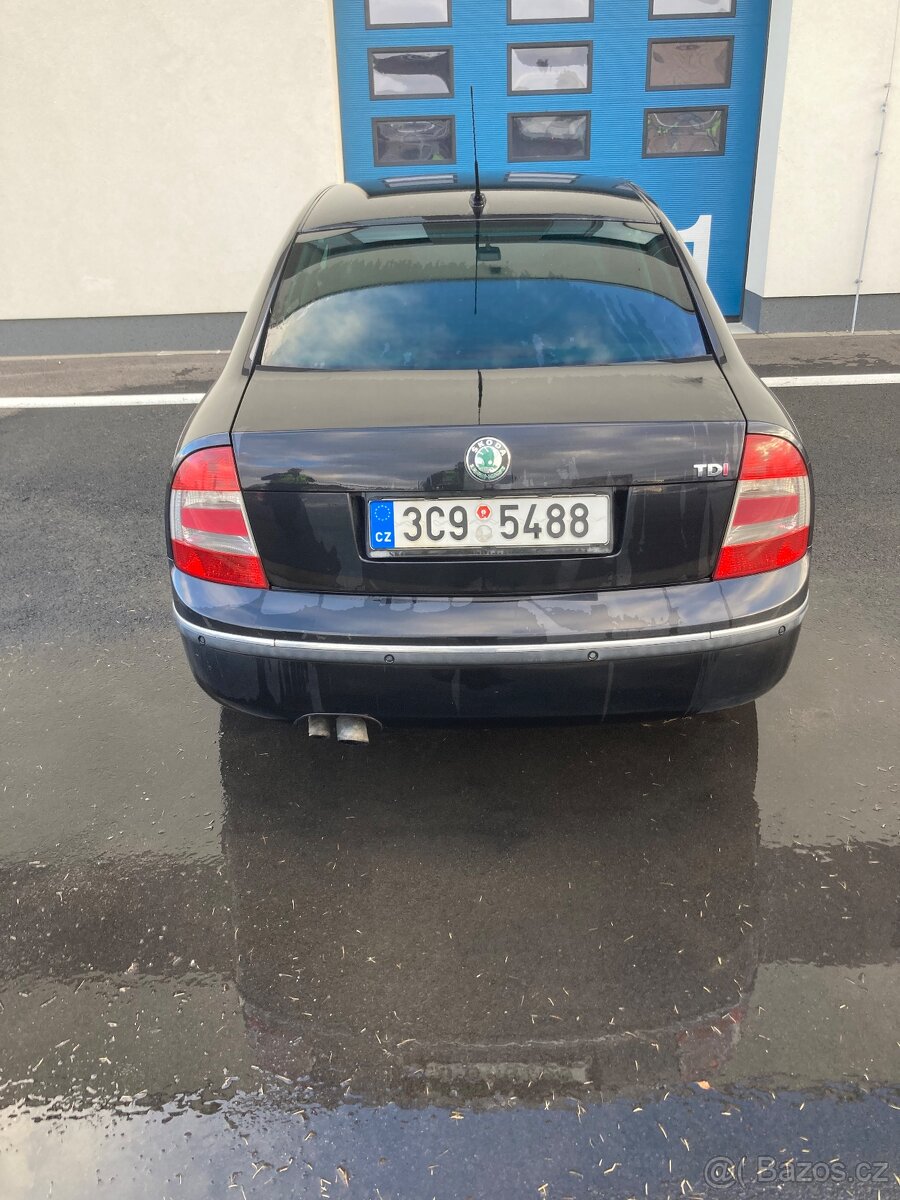 Škoda Superb I 2.5 TDi V6 120Kw Laurin&Klement - 2