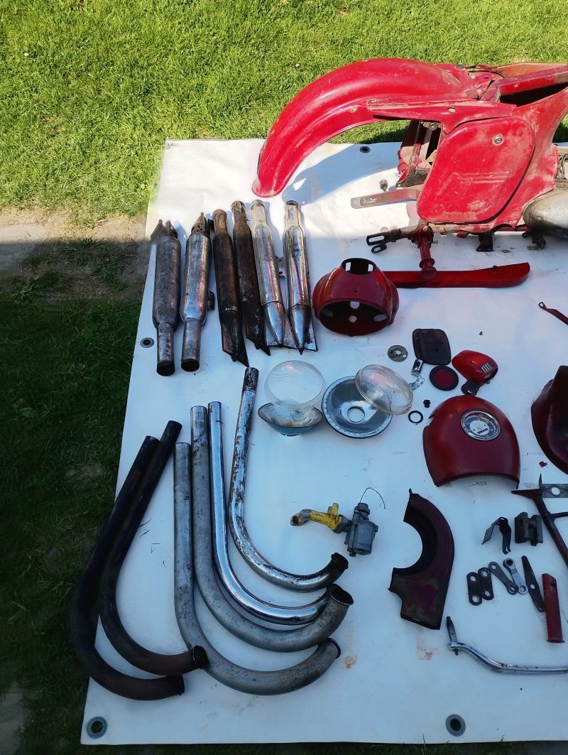 ND Jawa pérák / kývačka - 2