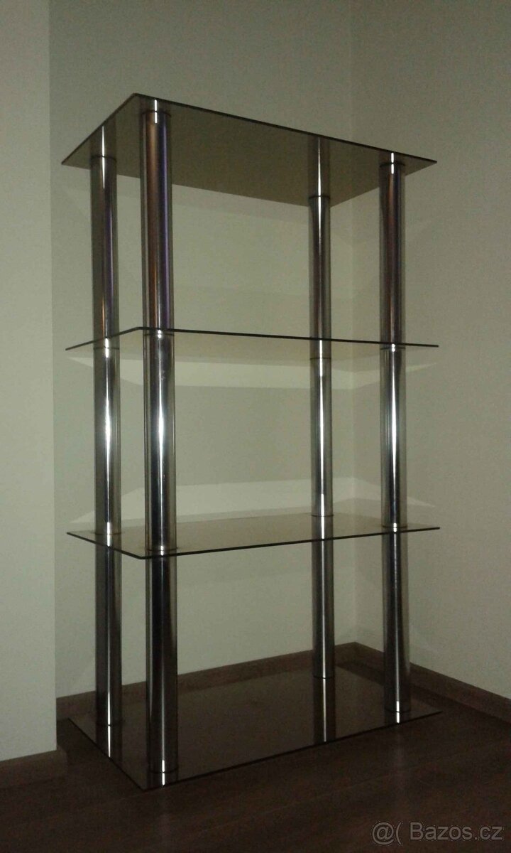 Skleněné stojany / regály - 2