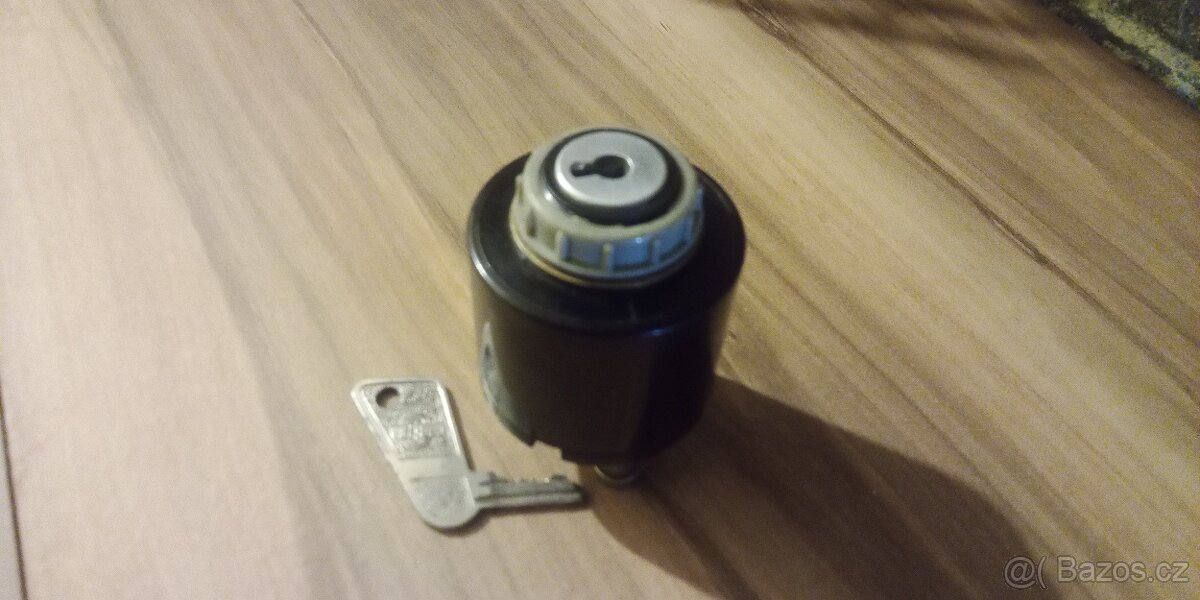 Spínací skříňka Trabant Wartburg - 2