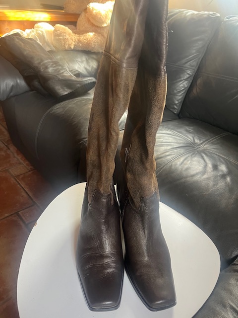 Hnědé, kožené boty In Solia - 2