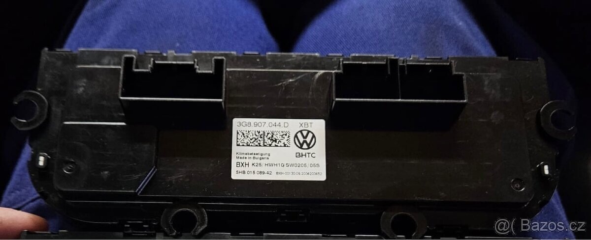 VW Passat Arteon Tiguan Golf dotekový klima panel - 2