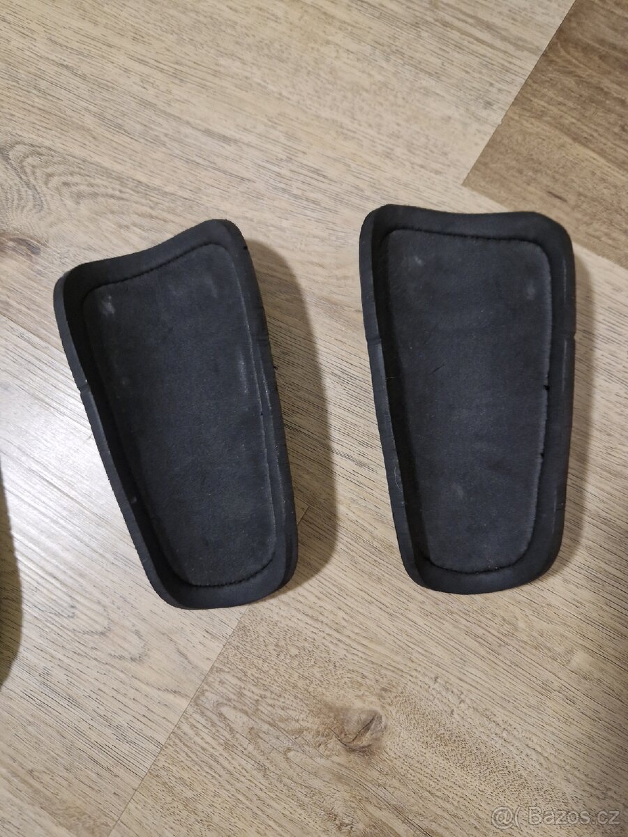 FOTBALOVÉ CHRÁNIČE THUNDER - 2