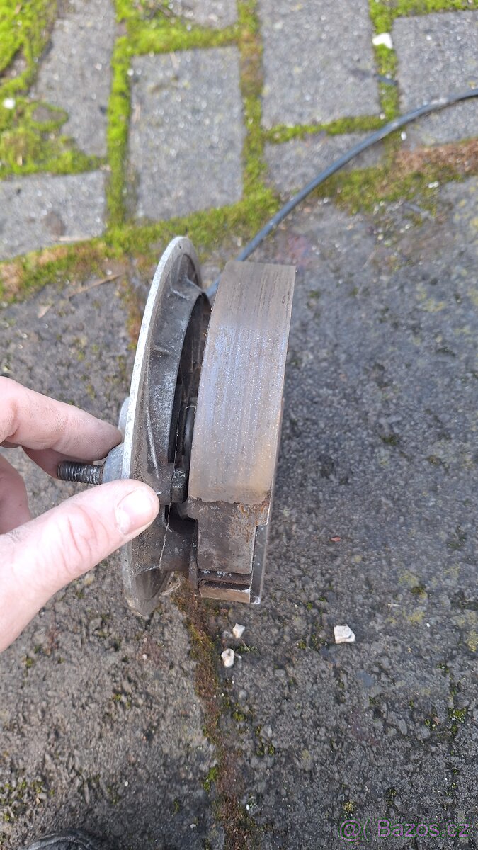 Mz 250 predny brzdovy štít - 2