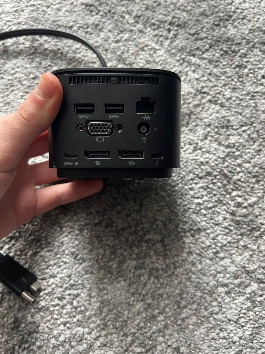 dokovací stanice HP plně funkční - 2