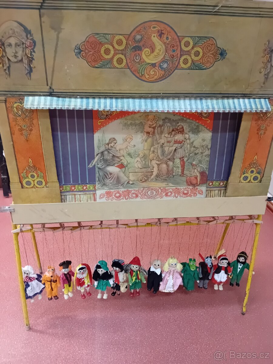STAŘIČKÉ LOUTKOVÉ DIVADLO - 2