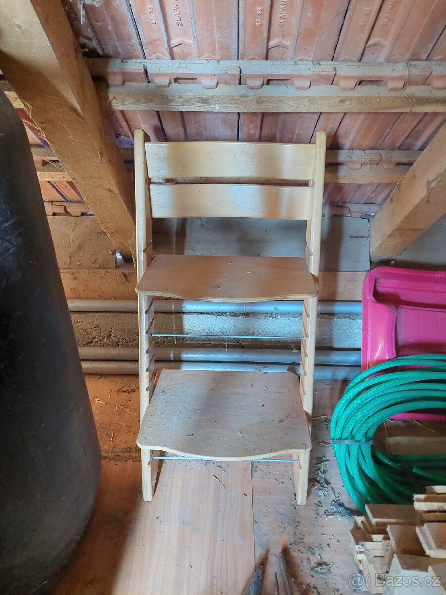 Židle rostoucí dřevěná - 2