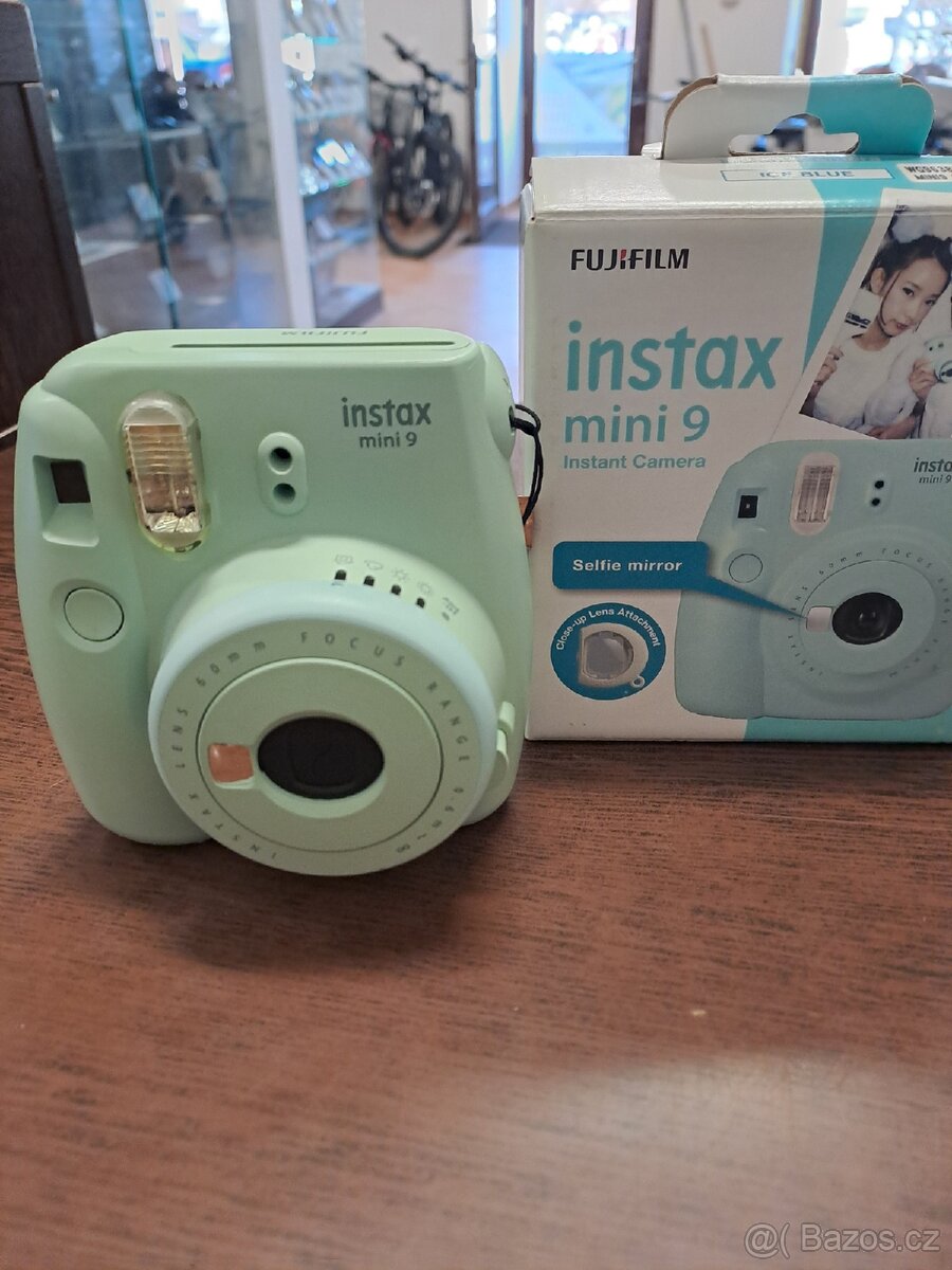 FujiFilm Instax mini 9 - 2