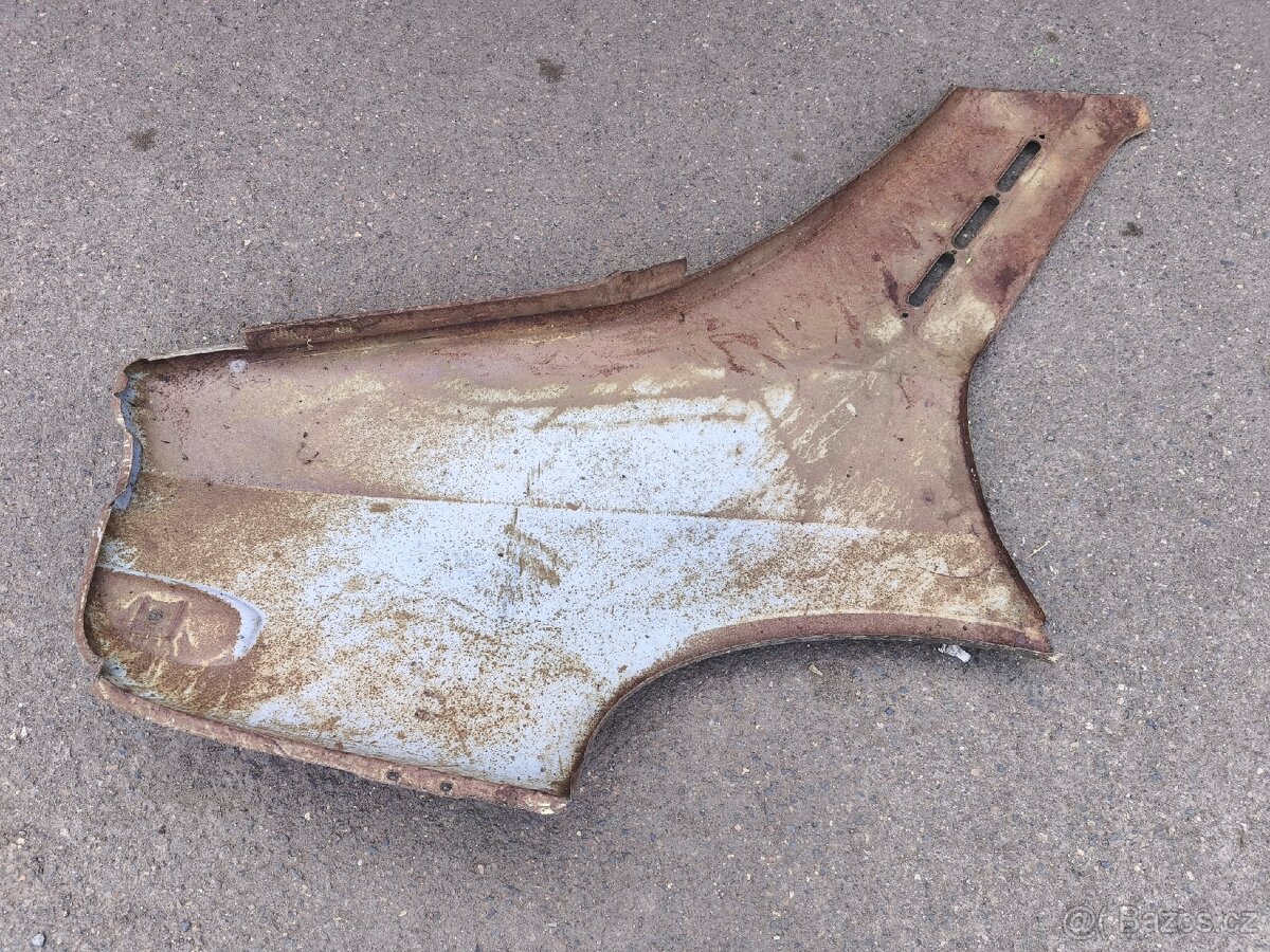 PZ blatník Renault 12/ Dacia - 2