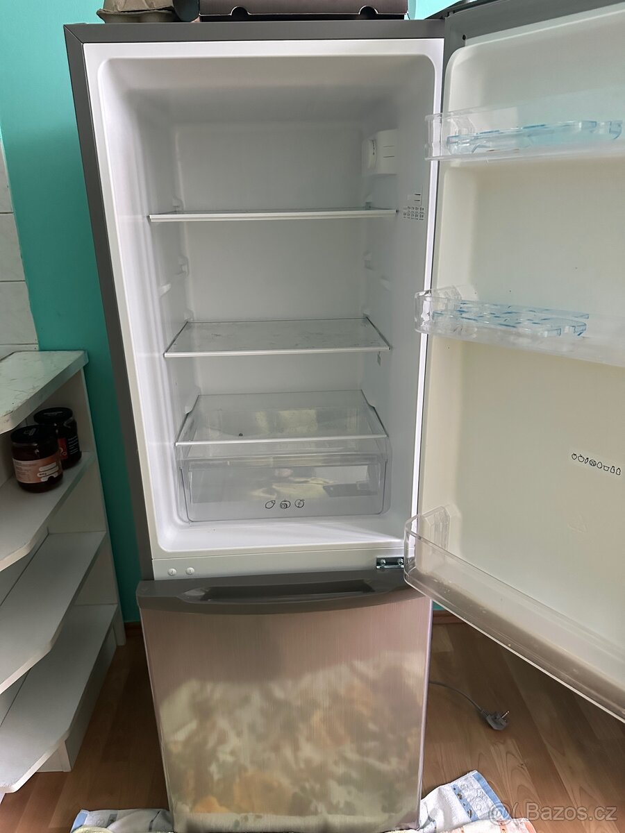 Prodám lednici Candy - 2