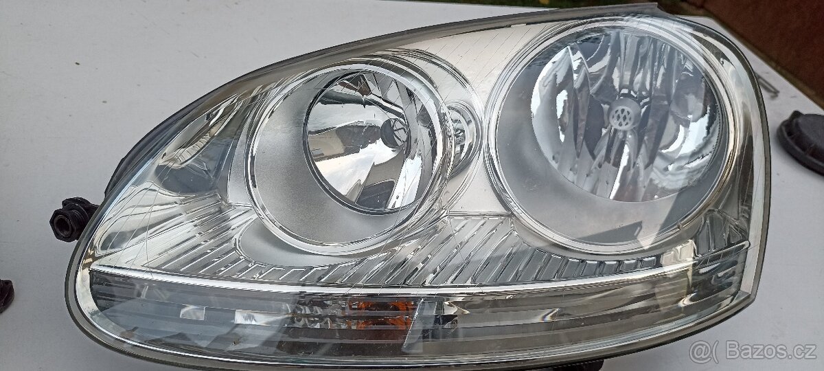 přední světlomety Golf 5 - 2
