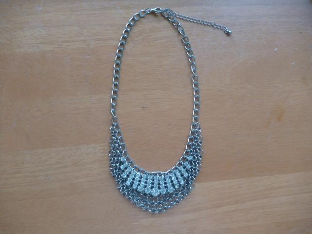 náhrdelníky, náušnice - 2