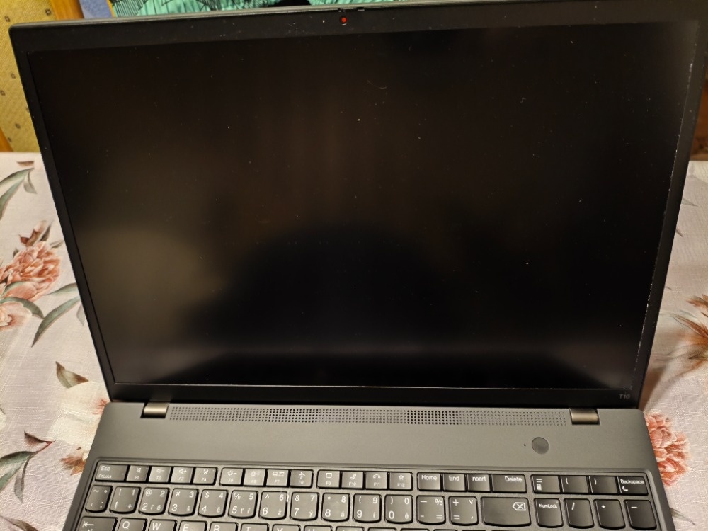 Lenovo ThinkPad T16 - 2