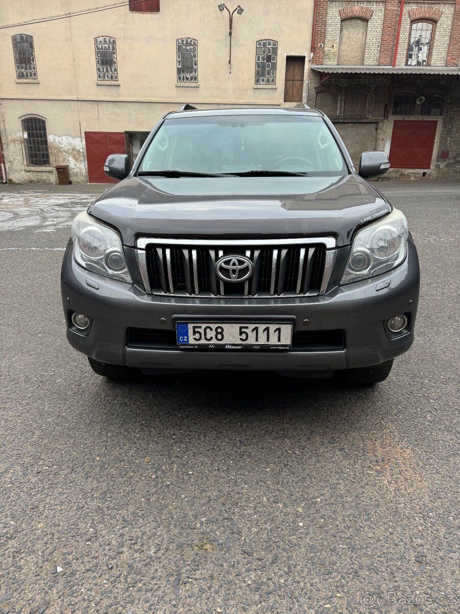 Land cruiser 150 rok 2012