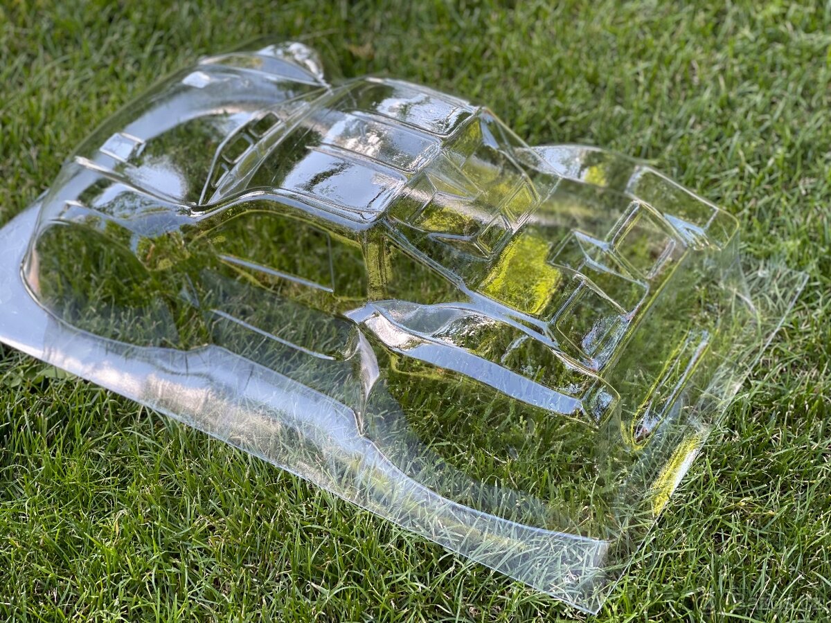 Lexanové karoserie Shortcourse - 2