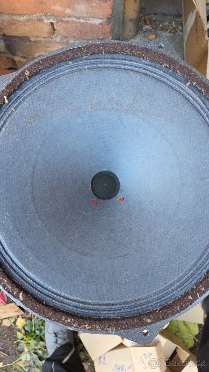 Reproduktor Tesla - 2