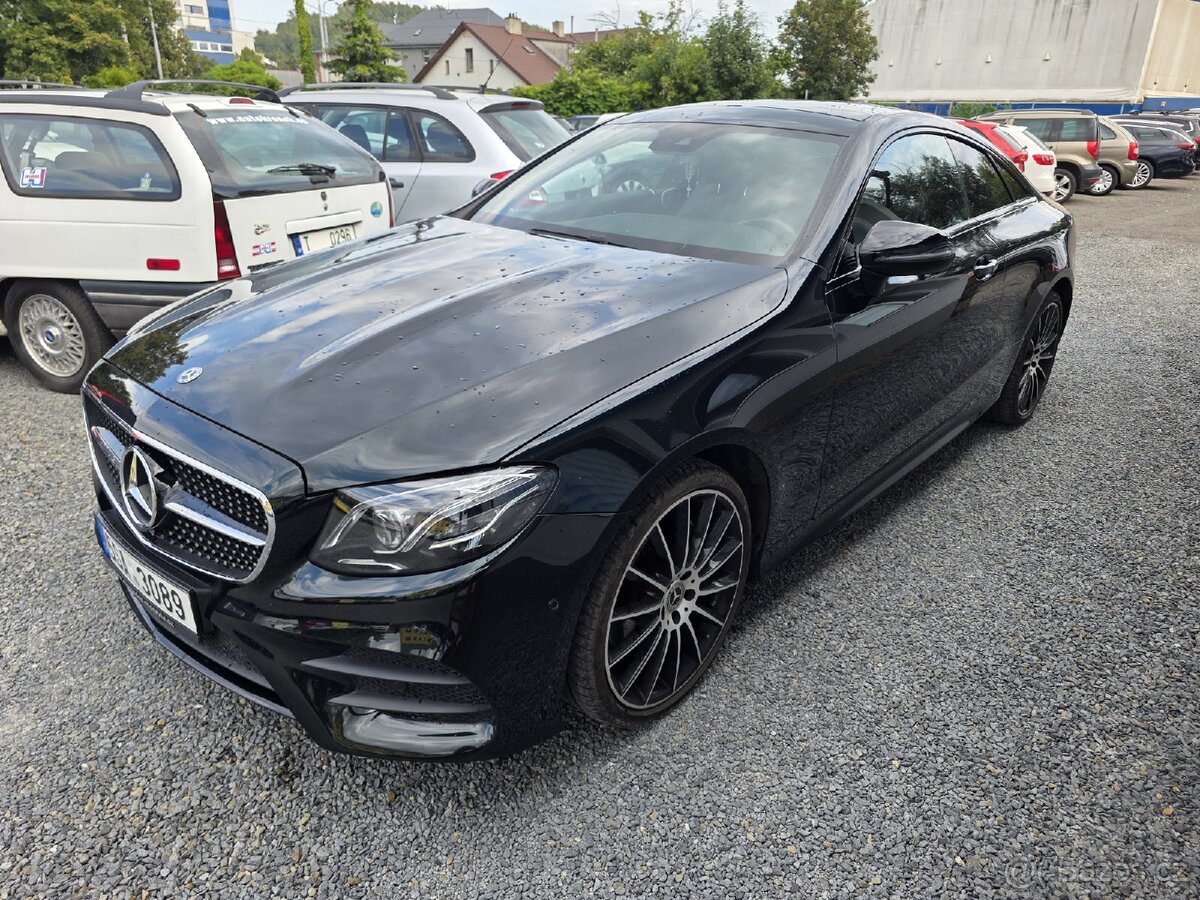 Mercedes-Benz Třídy E E220CDI 4-MATIC AMG Panorama - 2