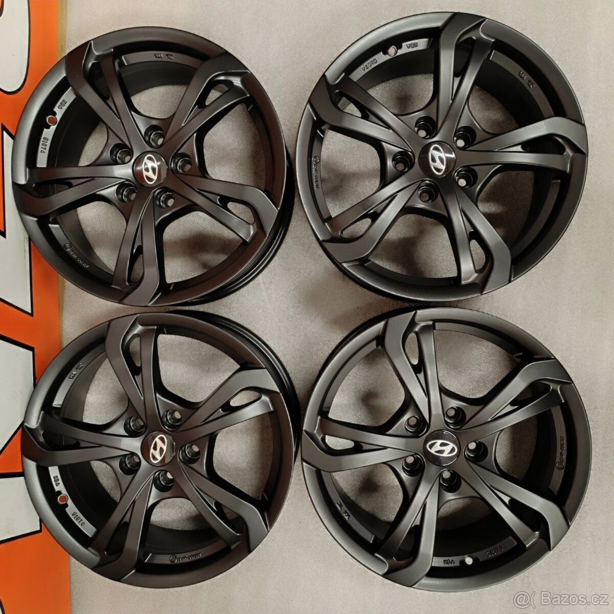 Originální alu kola Hyundai Santa Fe 7Jx17'' ET47 - 2