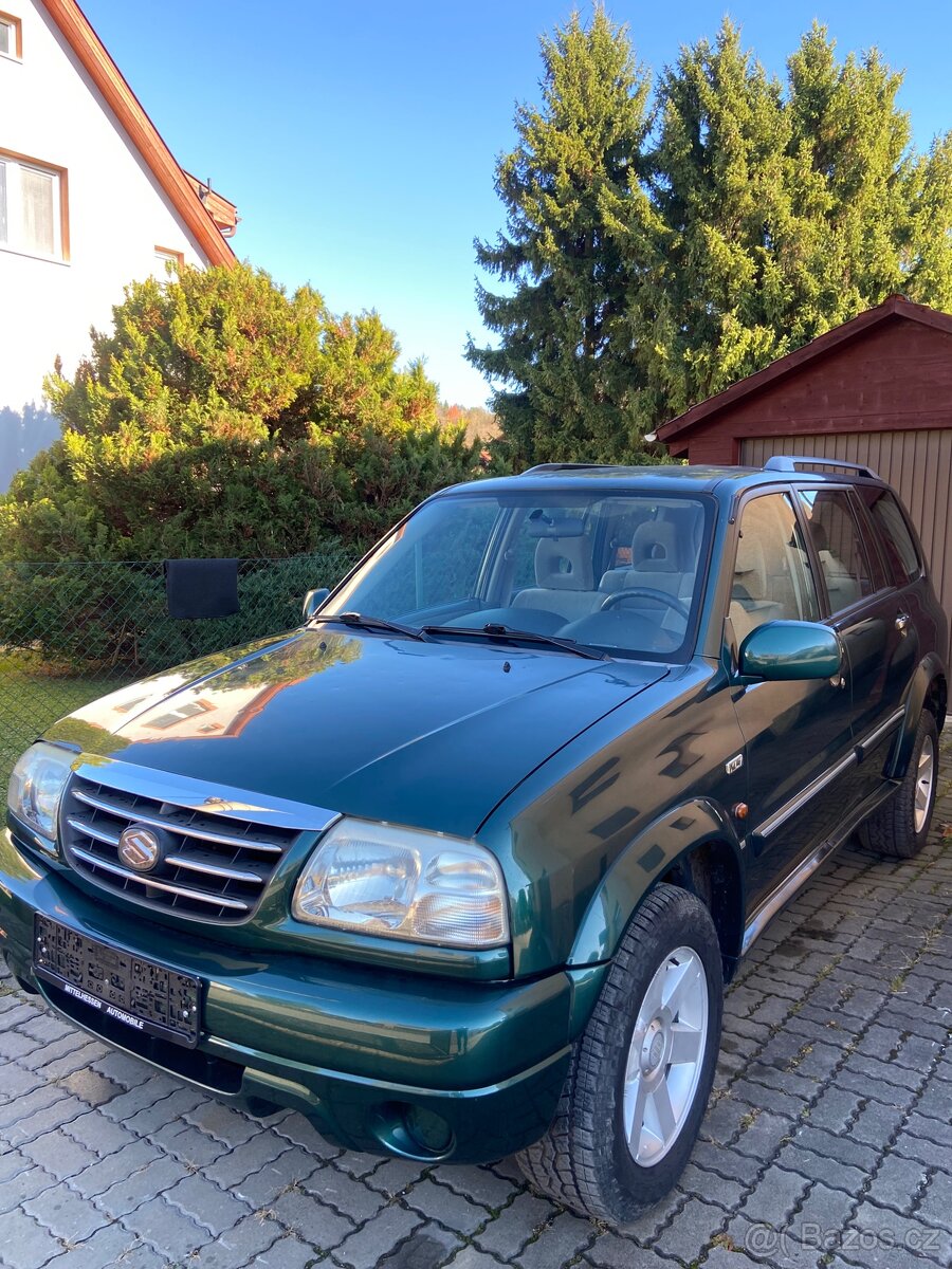 Suzuki Grand Vitara XL7 benzín - 2