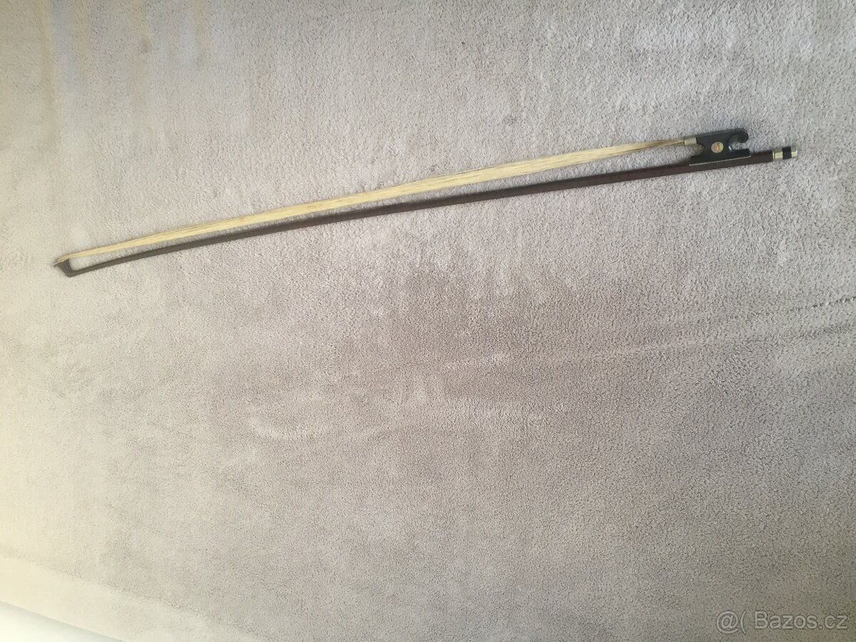 HOUSLOVÝ SMYČEC STAROŽITNÝ, VYKLÁDANÝ PERLETÍ - 2