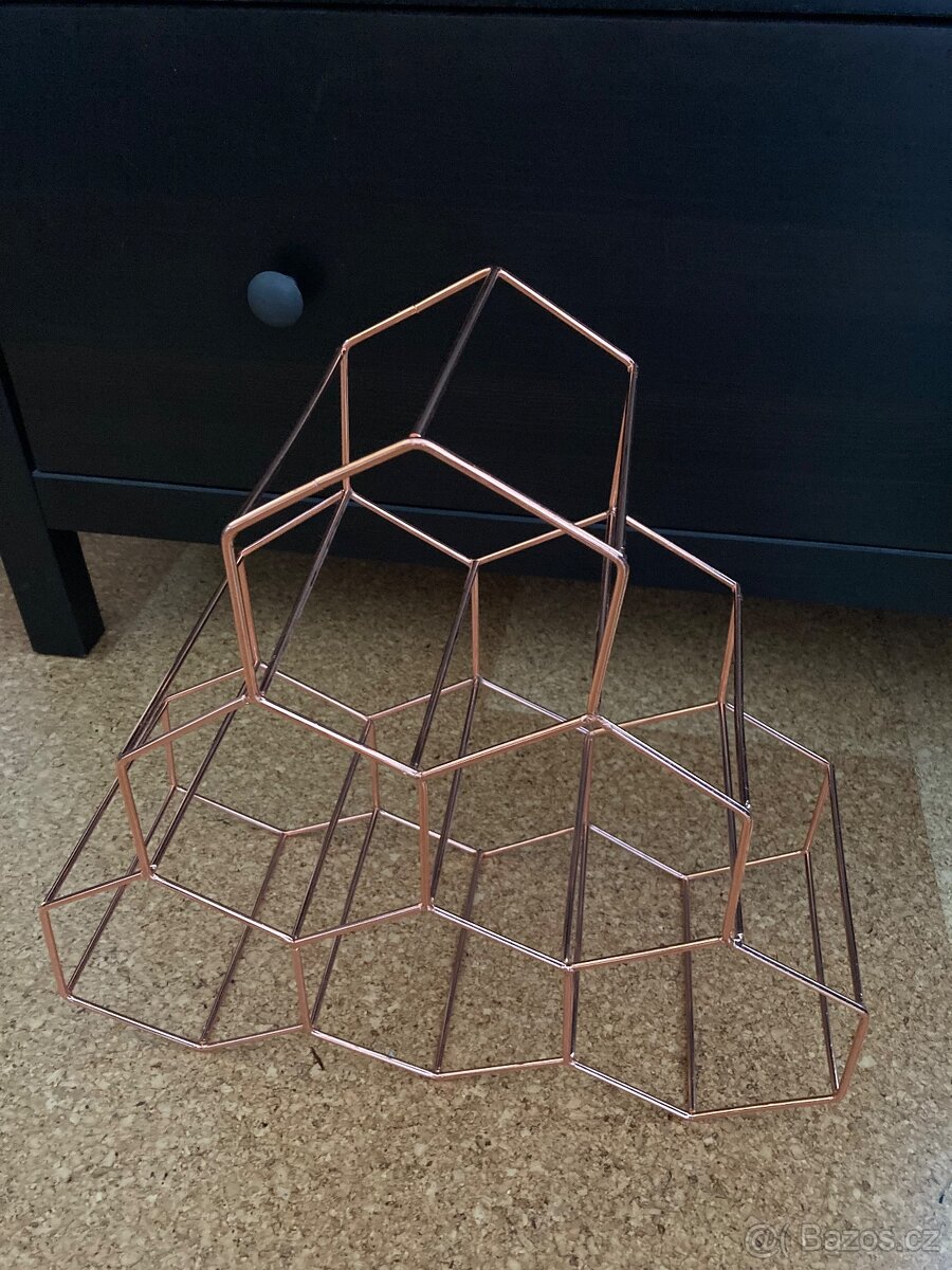 Kovový stojan na víno Bonami - 2