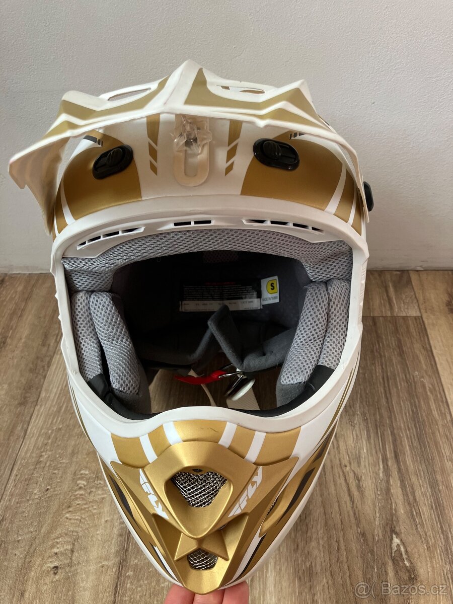 Helma Fly racing 55-56cm - 2