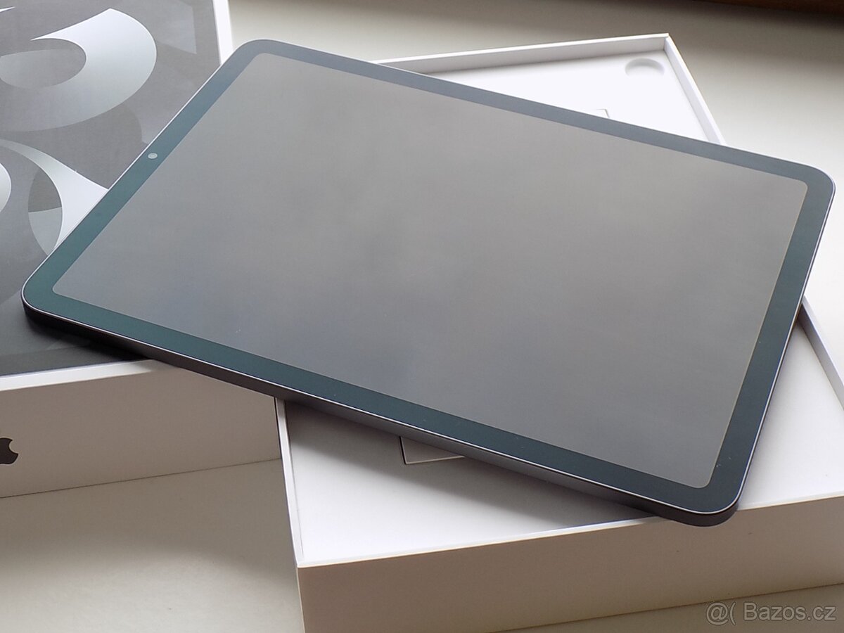 Apple iPad Air 5 (2022) M1 64GB Wi-Fi Vesmírně šedý - ZÁRUKA - 2