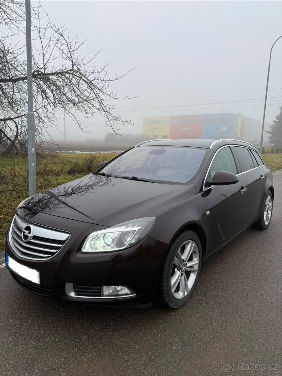 Opel Insignia Sport 2.0 2011 - 2