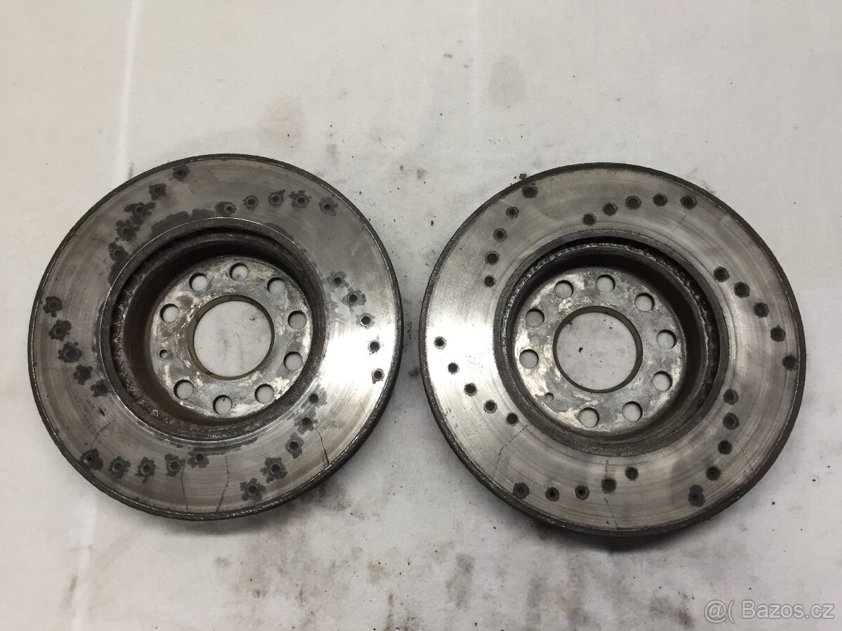 VW GOLF 5 2003-2008 - PŘEDNÍ BRZDOVÉ KOTOUČE 288mm - 2