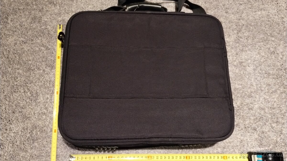 Taška na notebook, přes rameno. Do velikosti15,6" - 2