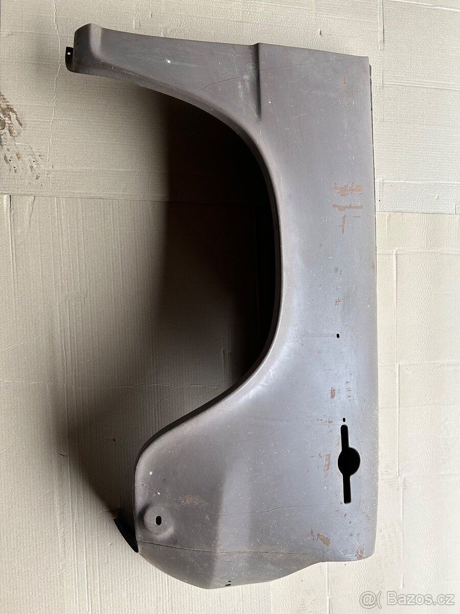 Škoda 1000 blatník - 2