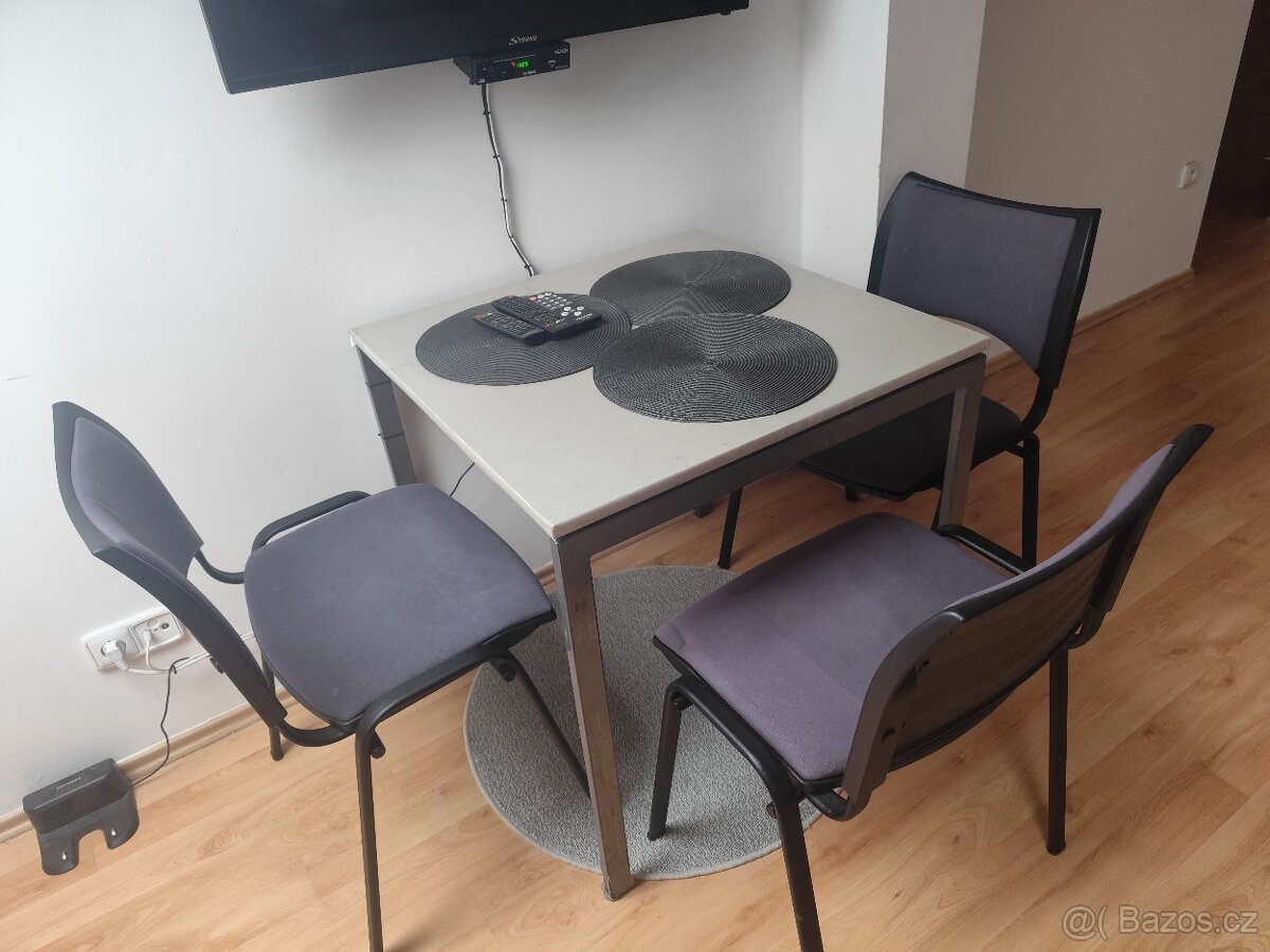 Jídelní a konferenční stůl - 2