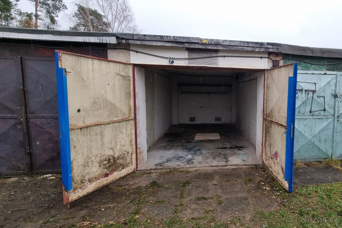 Pronájem Garáže 18 m2 Pardubice - Rybitví - 2