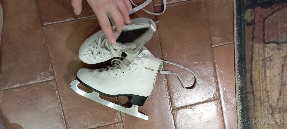 Dívčí brusle Crowned - 2