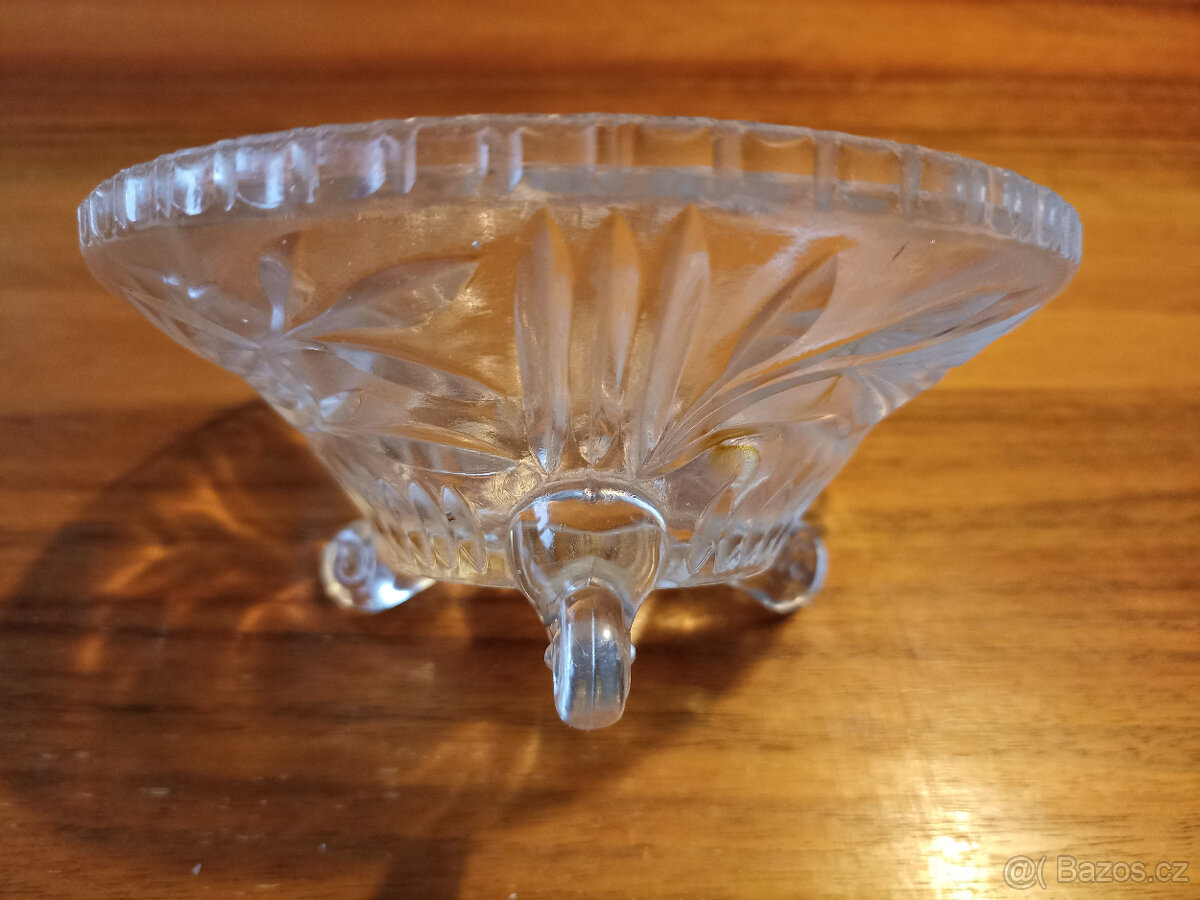 Skleněná miska na nožičkách - 2