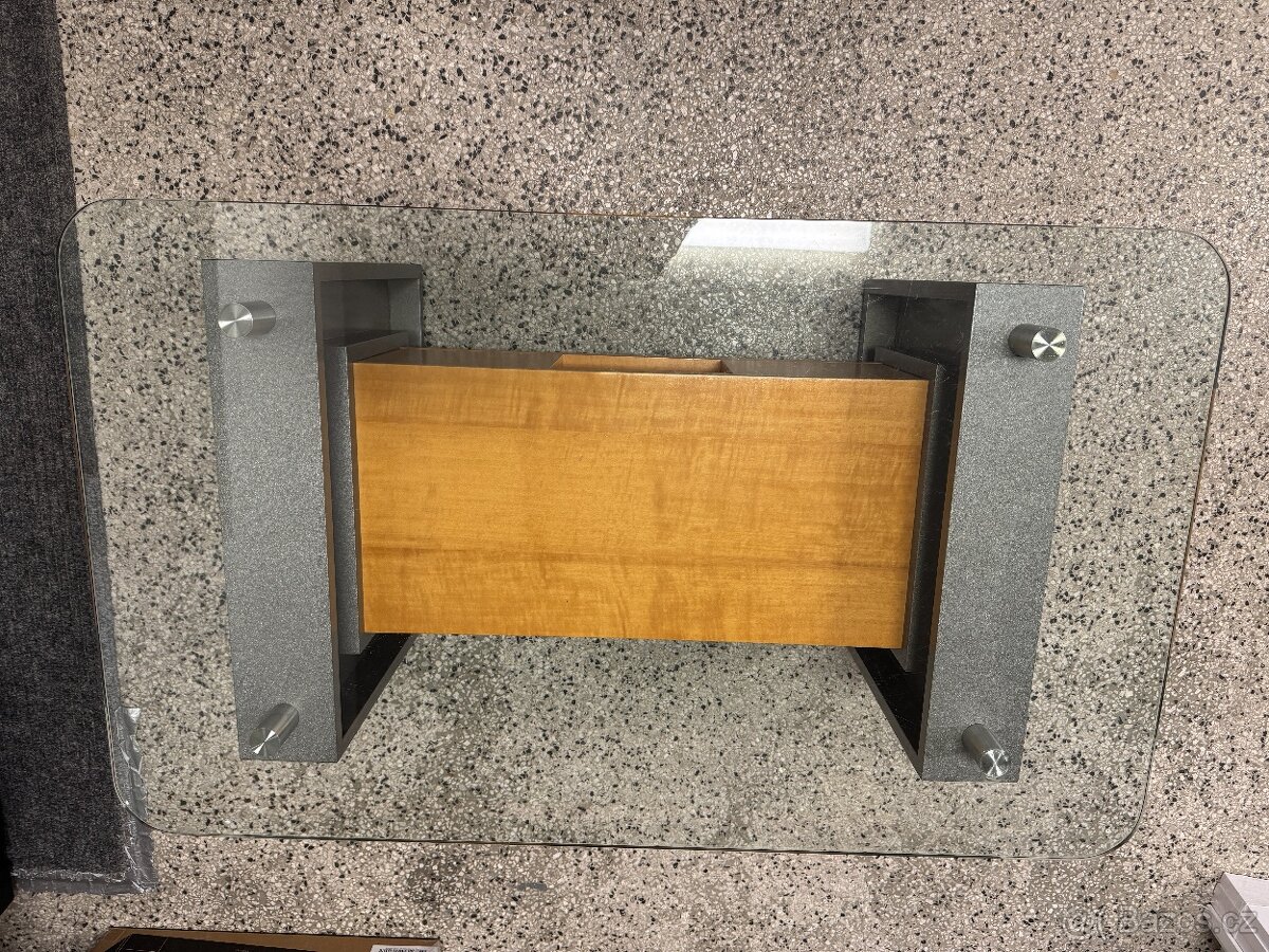 konferenční stolek - 2